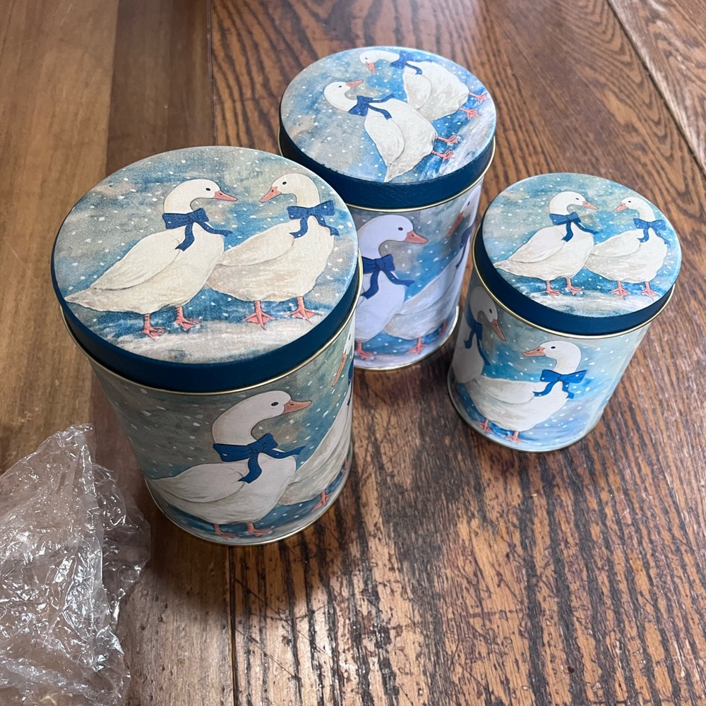 Set of 3 county geese Decorative Tins in Snowy Blue